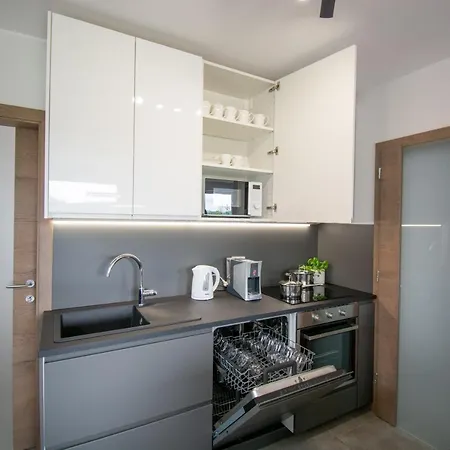 Dom wakacyjny House Oljka Kobdilj