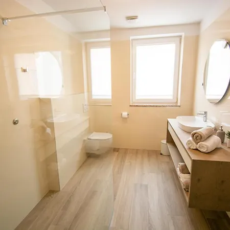 House Oljka * Kobdilj