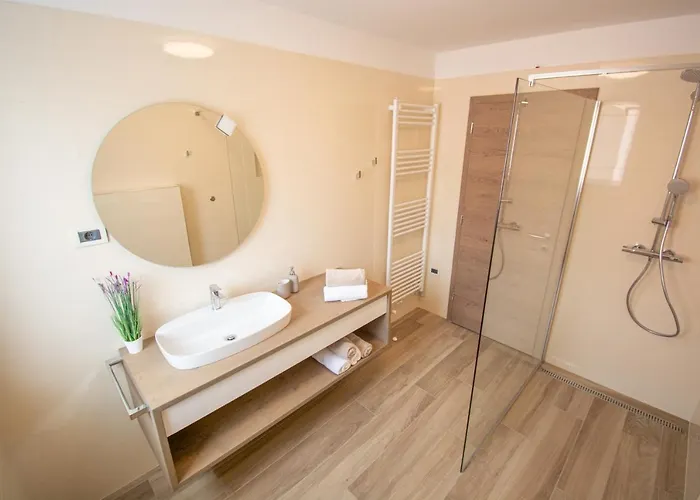 بيت للعطل House Oljka