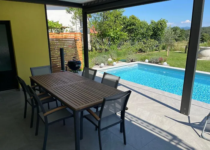 House Oljka Ferienhaus Kobdilj