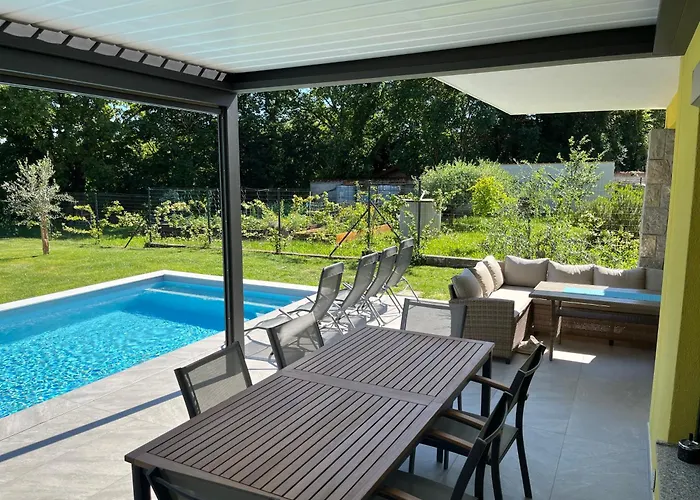 House Oljka بيت للعطل Kobdilj